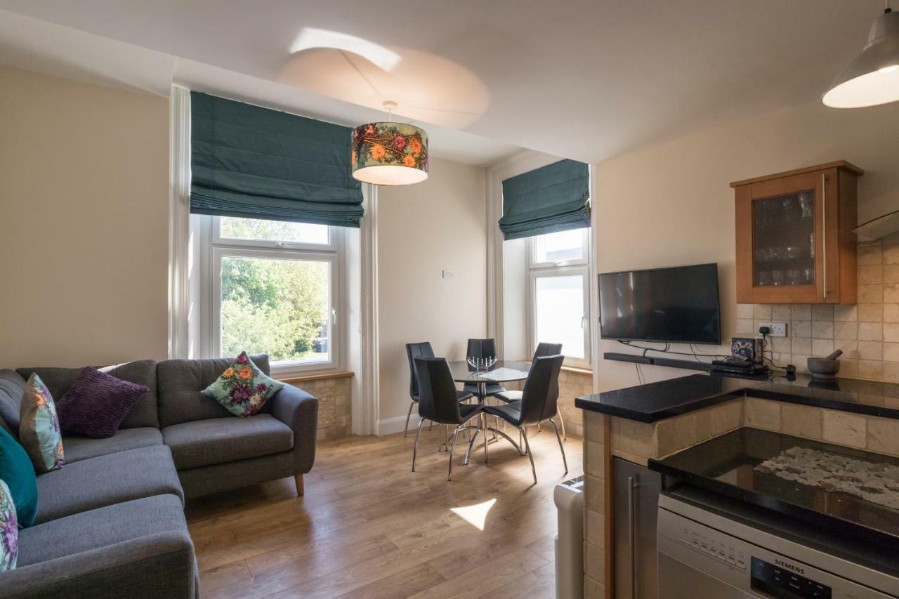 Kingsway Apartment Бишъп Оукланд Екстериор снимка