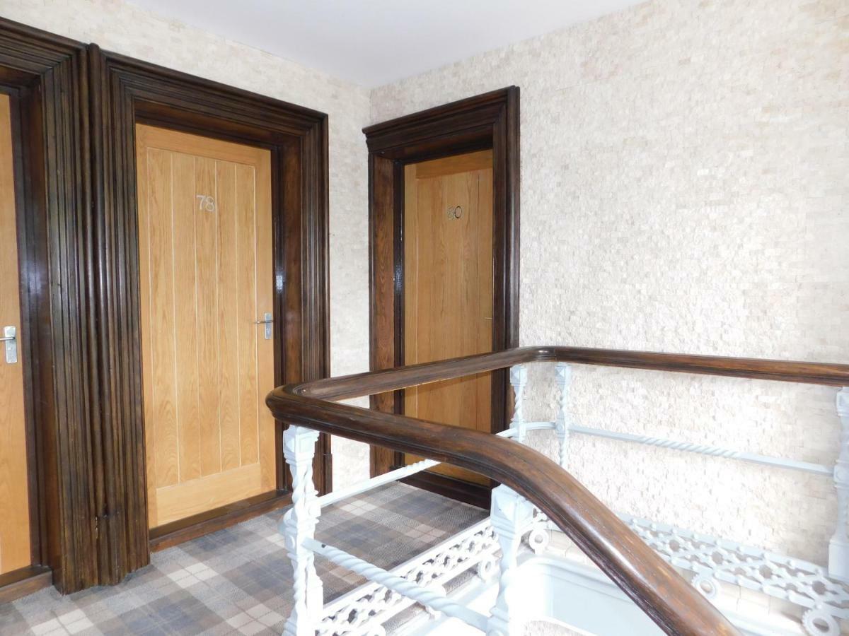 Kingsway Apartment Бишъп Оукланд Екстериор снимка